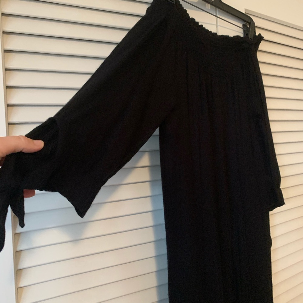 EUC black off the shoulder mud pie dress